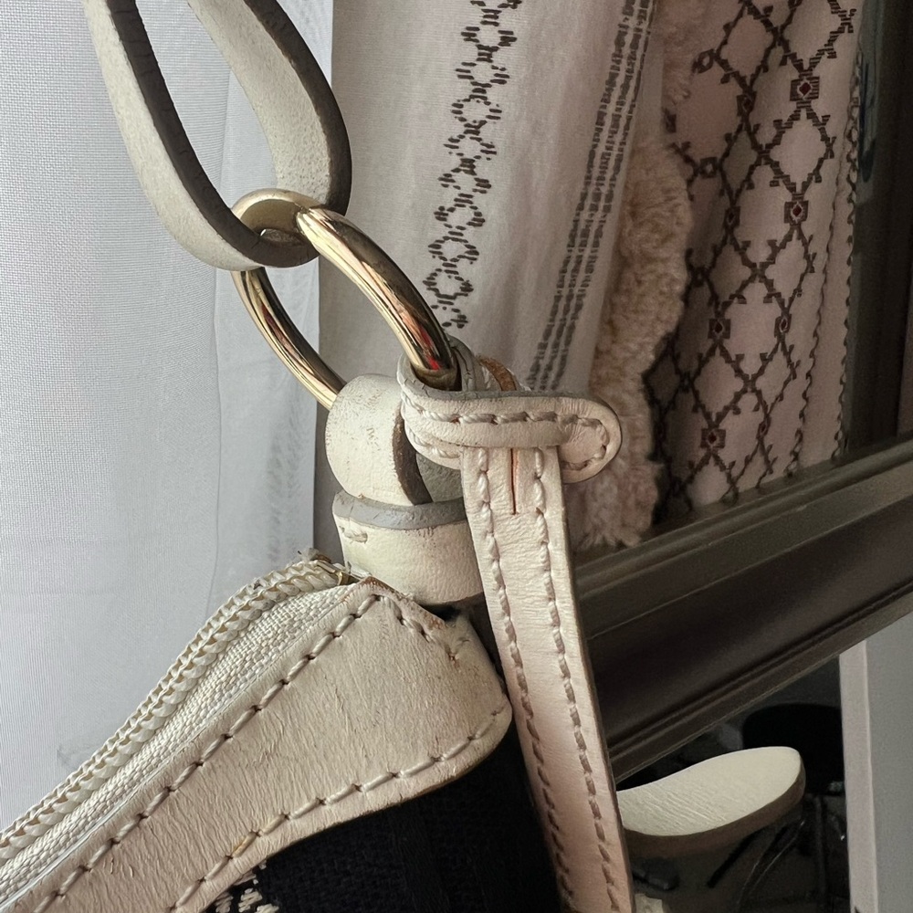 Dooney & Bourke Nautical Knot Bag in Black & Cream - Picture 13 of 15